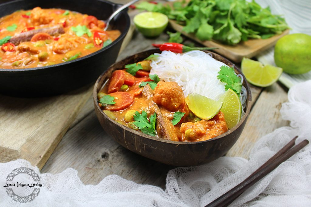 Sweet and Spicy Thai with Assorted Veggies in flavorful sauce is must try recipe, especially for Thai food lovers. Vegan - Gluten Free - Refined Sugar Free