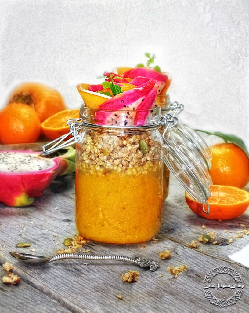Tropical Smoothie is a refreshing, yet satisfying breakfast made of Persimmons toped with Quinoa Granola. 

Vegan – Gluten Free – Refined Sugar Free